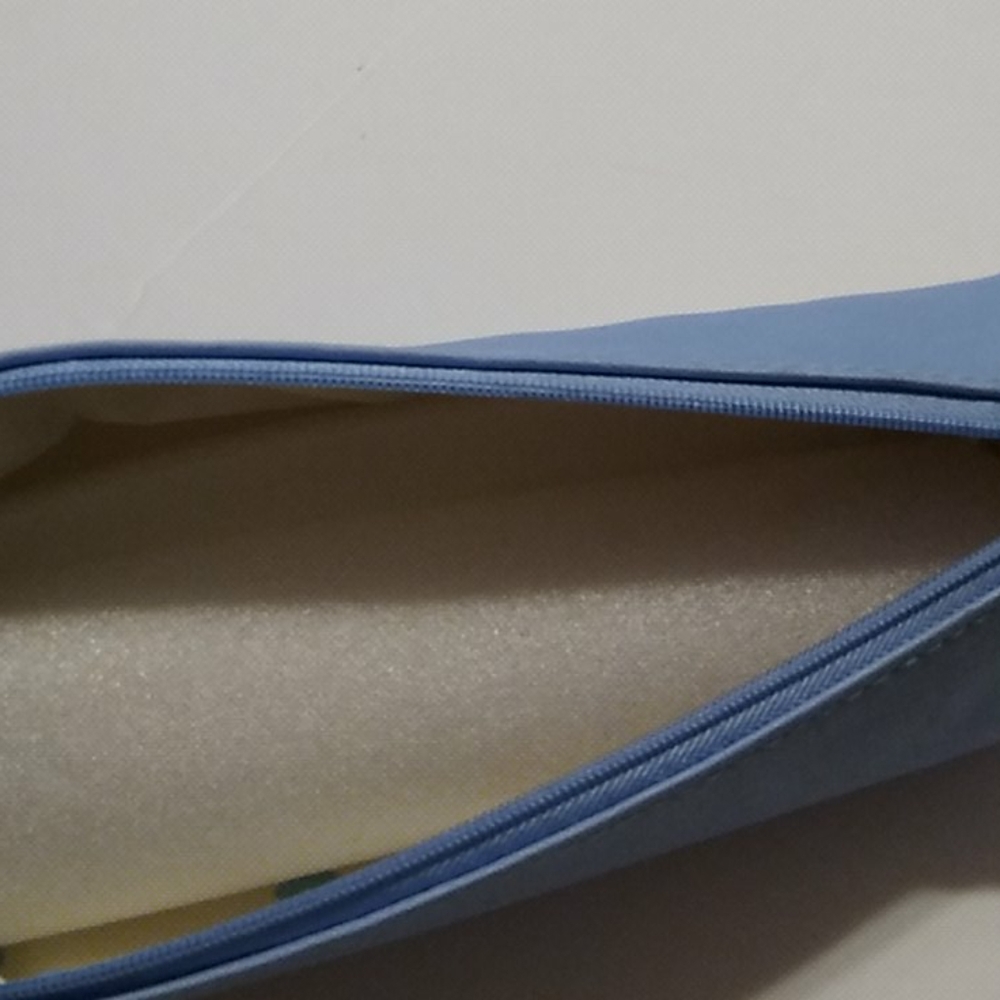 Nwt Deluxe Round Pouch - Picture 9 of 10